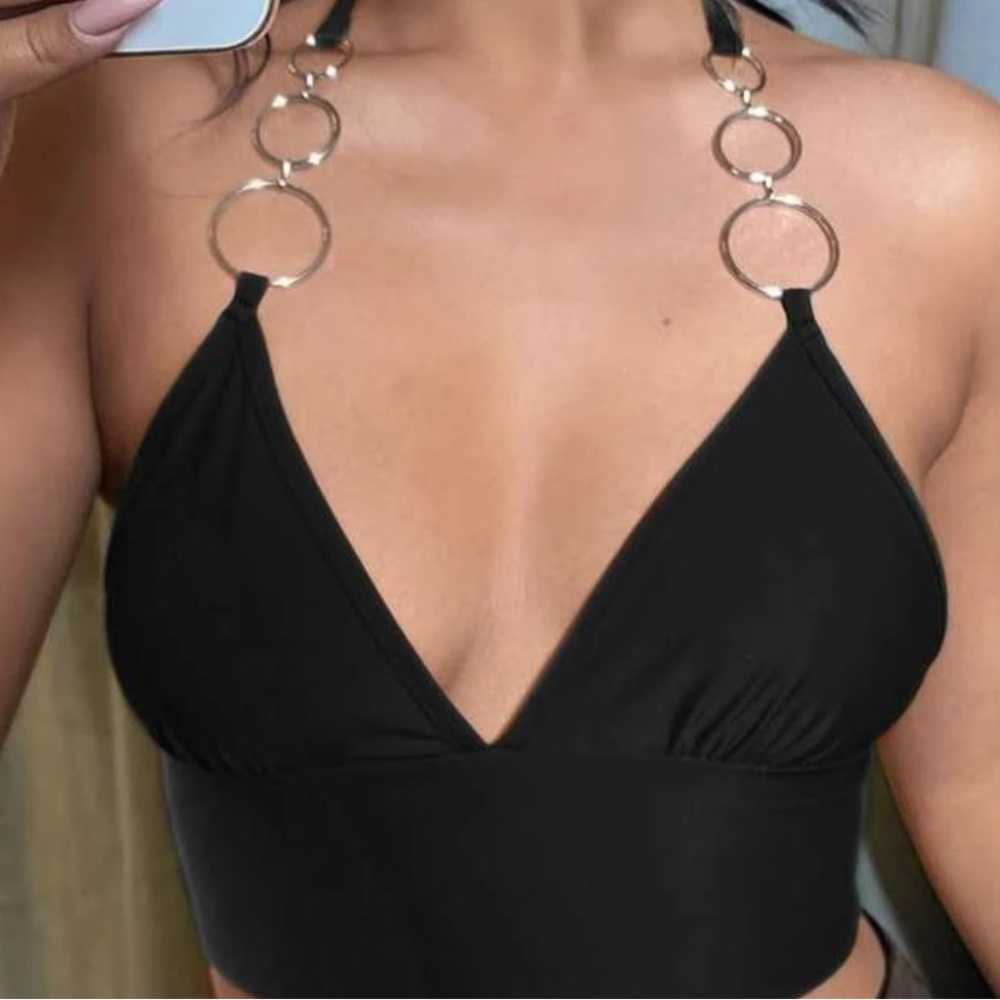 Black ring halter top